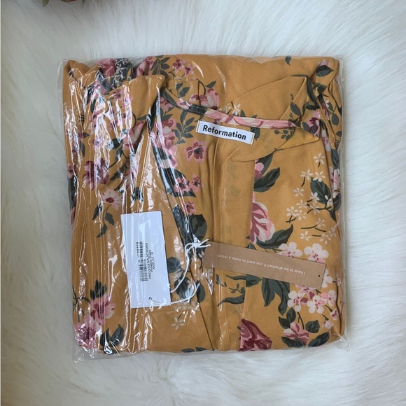 Reformation Winslow dress - Picture 5 of 16